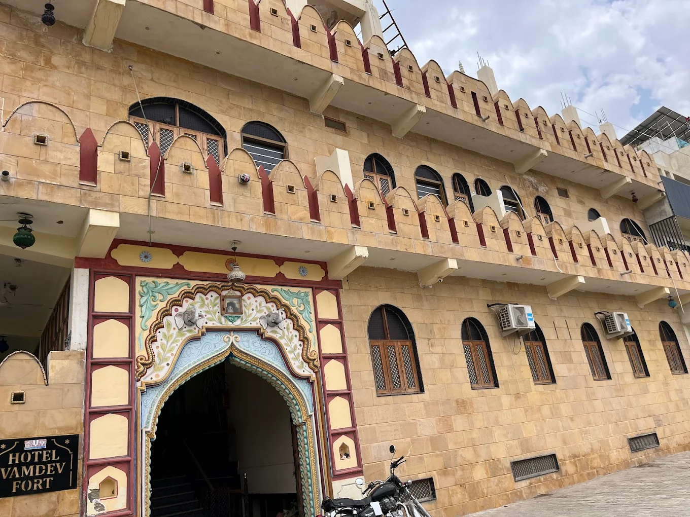 Hotel Vamdev Fort