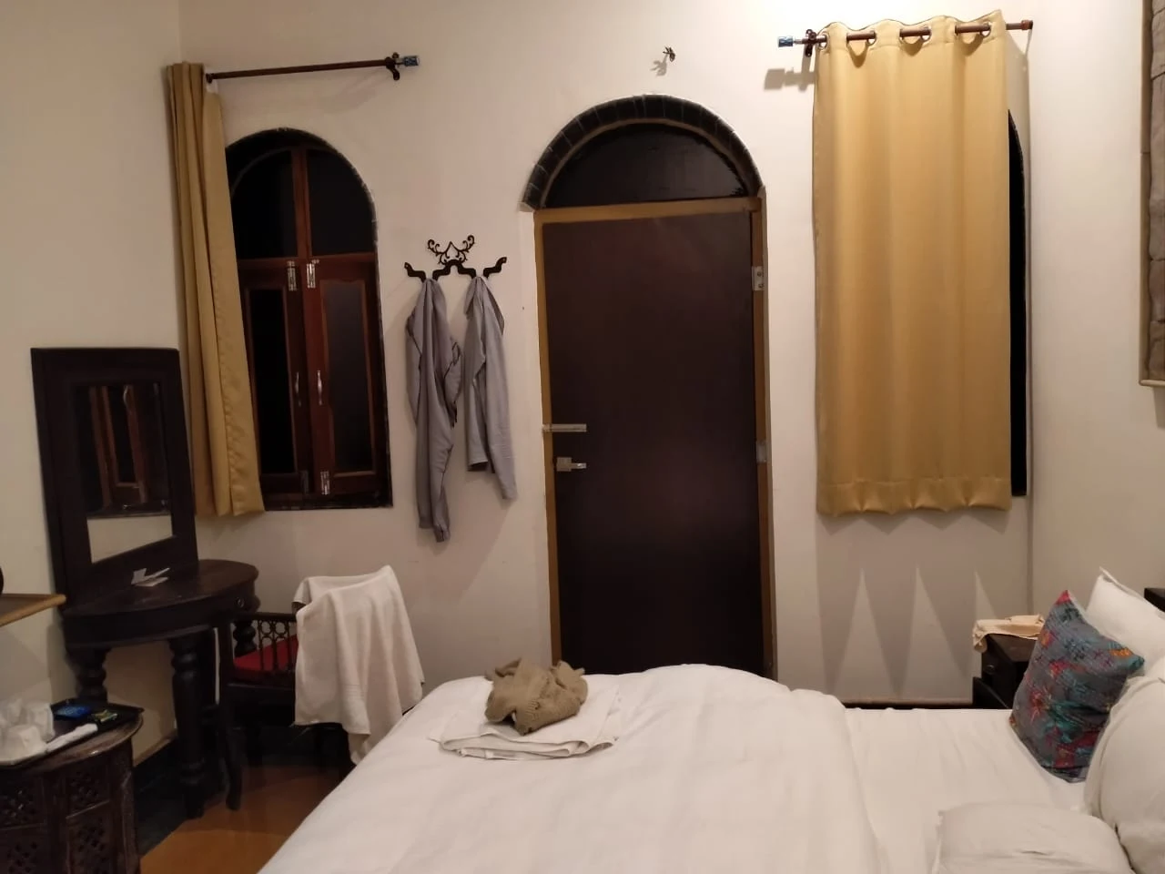 Gallery 12
